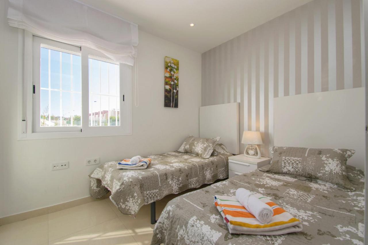 059 Luxury Bungalow - Ac/Wifi Torrevieja Kültér fotó